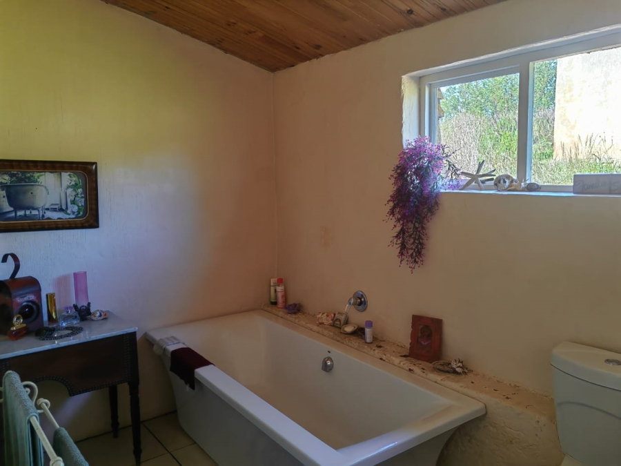 6 Bedroom Property for Sale in Joubertina Eastern Cape